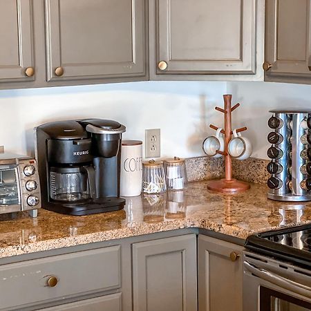 Remodeled Summit Condo At Snowshoe - Modern & Cozy Екстериор снимка