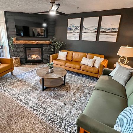 Remodeled Summit Condo At Snowshoe - Modern & Cozy Екстериор снимка